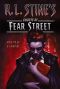 [Ghosts of Fear Street 13] • 13 How to Be a Vampire